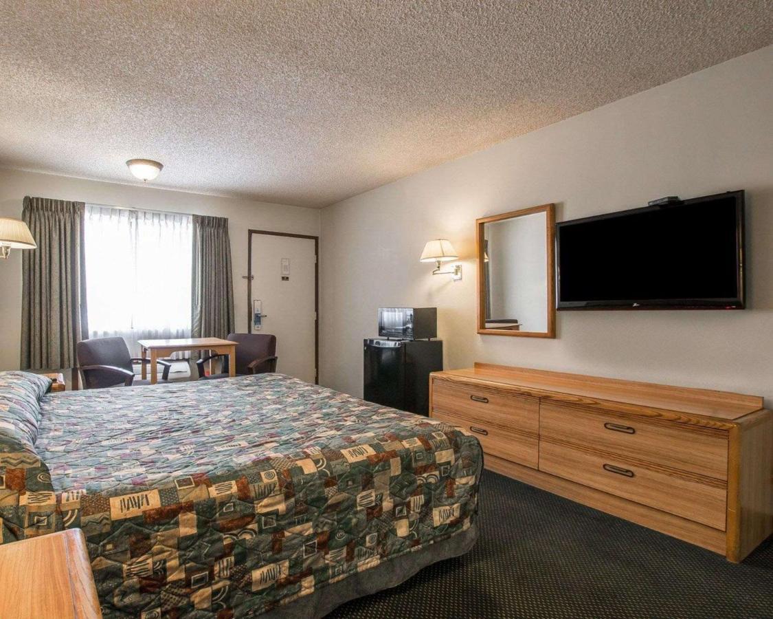 Palm Inn Hotel Near Tyler Mall ריברסייד מראה חיצוני תמונה
